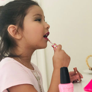 Meet your Posher, Sharon